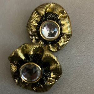 Vintage clip earrings 80’s style